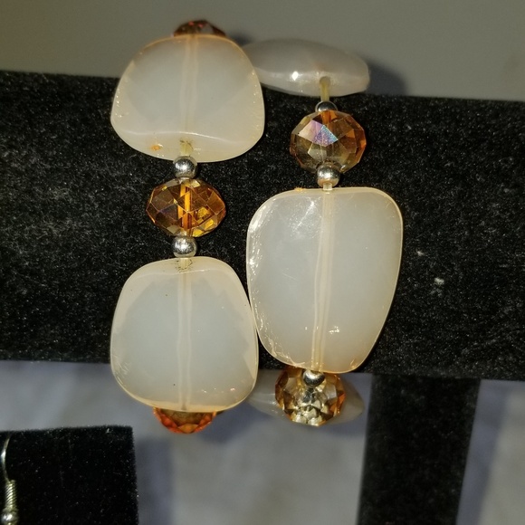 Necklace Set - Picture 3 of 4